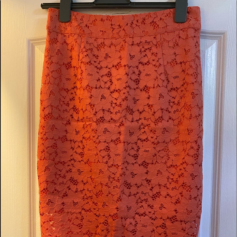 Lace Peachy skirt